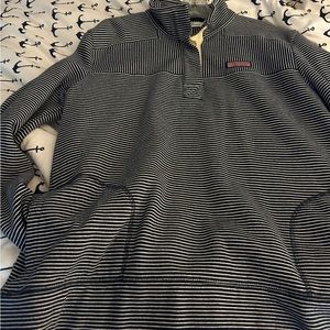 Vineyard Vines Ladies size L Shep Shirt
